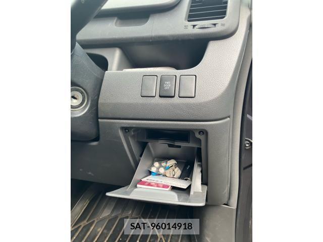 Toyota VOXY 2008-01 7458765-8