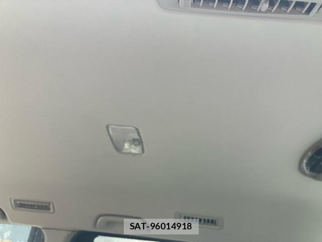 Toyota VOXY 2008-01 7458765-15