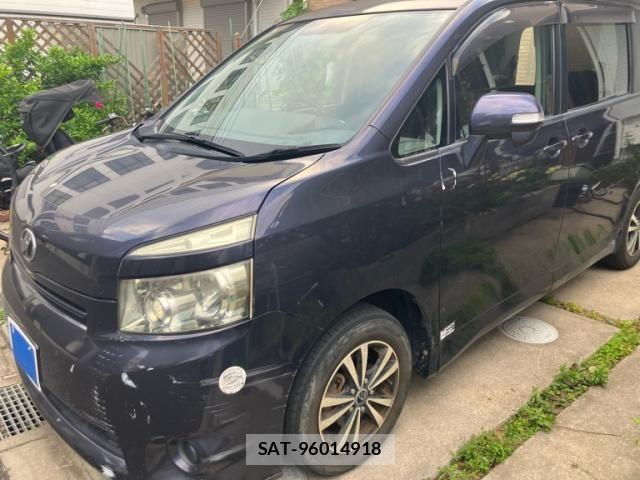 Toyota VOXY 2008-01 7458765-2