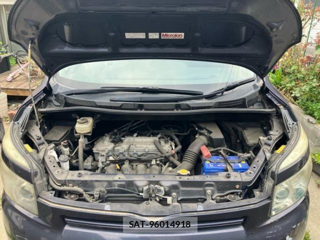 Toyota VOXY 2008-01 7458765-4