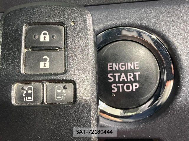 Toyota VOXY 2015-06 7503618-5