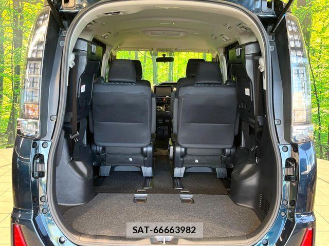Toyota VOXY 2015-09 7503624-9