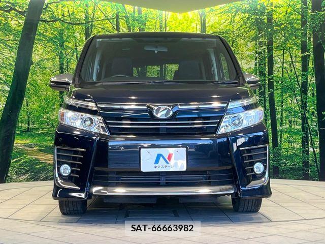 Toyota VOXY 2015-09 7503624-13