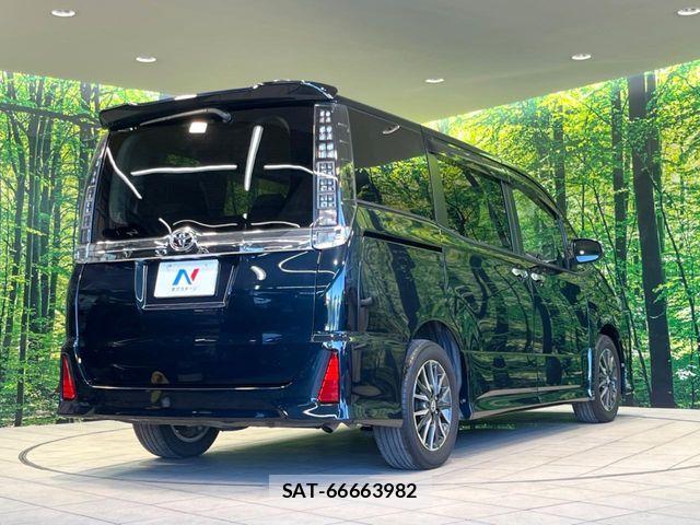 Toyota VOXY 2015-09 7503624-16