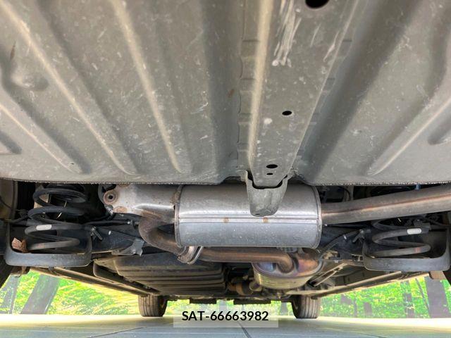 Toyota VOXY 2015-09 7503624-18