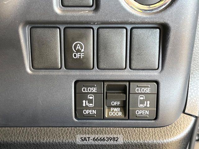 Toyota VOXY 2015-09 7503624-5
