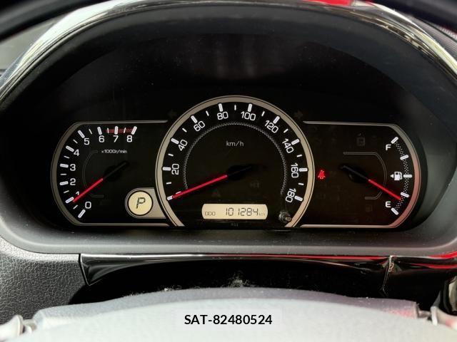 Toyota VOXY 2016-01 7503631-26