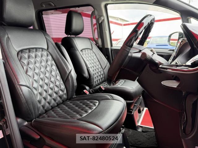 Toyota VOXY 2016-01 7503631-6
