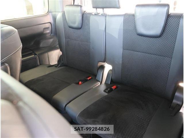 Toyota VOXY 2021-06 7503587-19