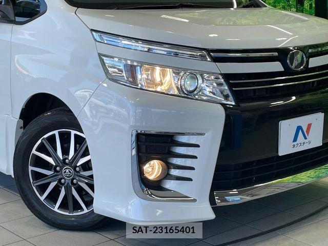 Toyota VOXY 2016-02 7503620-12