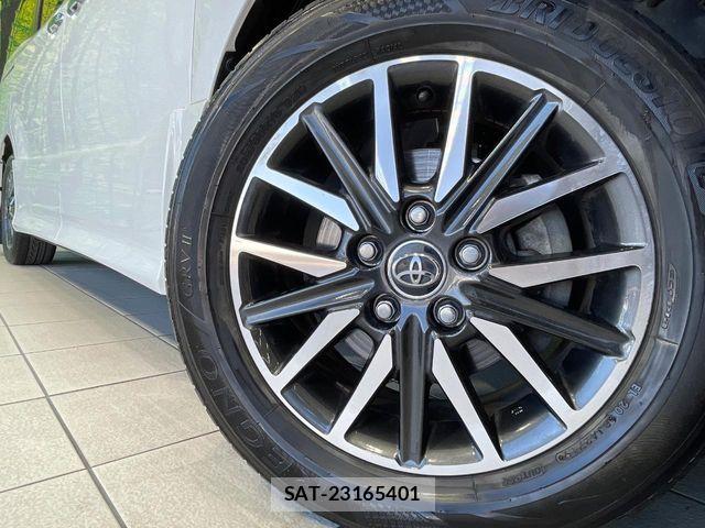 Toyota VOXY 2016-02 7503620-13