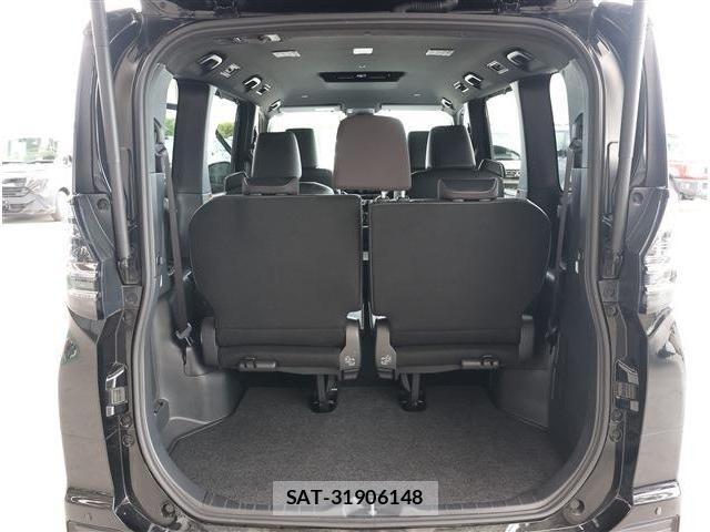 Toyota VOXY 2024-06 7503581-18