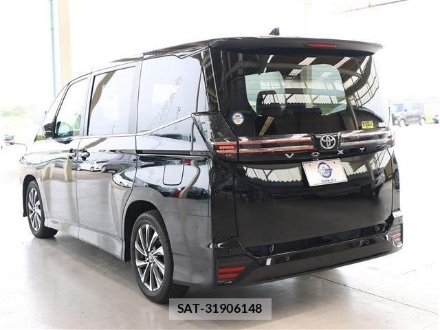 Toyota VOXY 2024-06 7503581-23