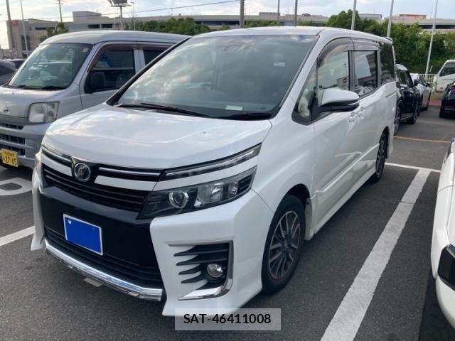 Toyota VOXY 2016-11 7503637-0