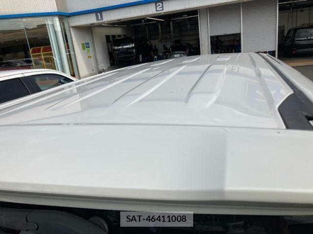 Toyota VOXY 2016-11 7503637-9