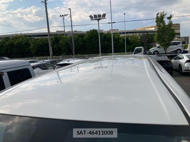 Toyota VOXY 2016-11 7503637-8