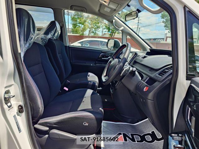 Toyota VOXY 2013-02 7503630-9