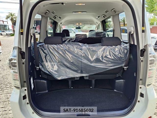 Toyota VOXY 2013-02 7503630-20