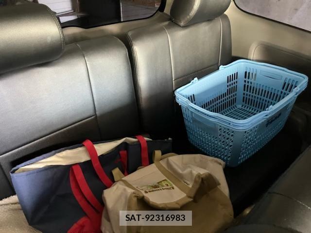 Toyota VOXY 2006-01 7503650-11