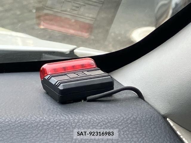 Toyota VOXY 2006-01 7503650-22