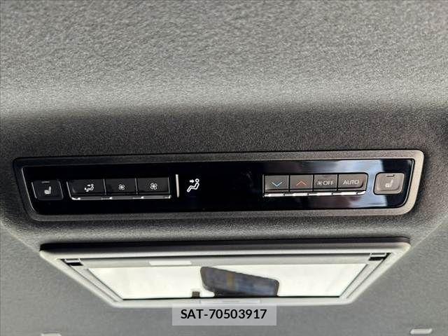 Toyota VOXY 2023-10 7503563-21