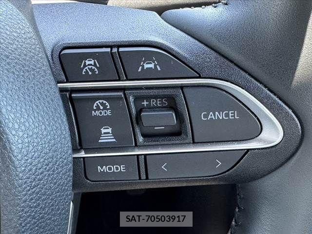 Toyota VOXY 2023-10 7503563-25