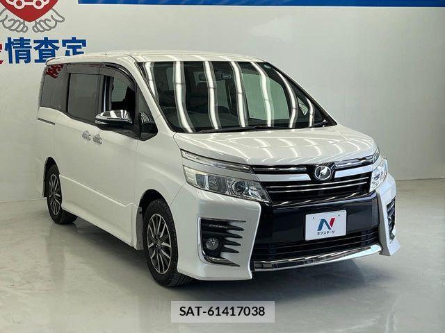 Toyota VOXY 2016-01 7503619-16