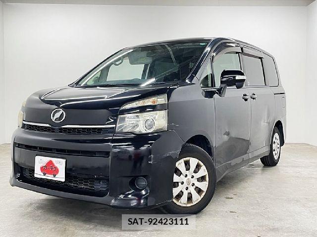 Toyota VOXY 2013-08 7510422-0