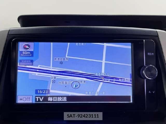 Toyota VOXY 2013-08 7510422-5