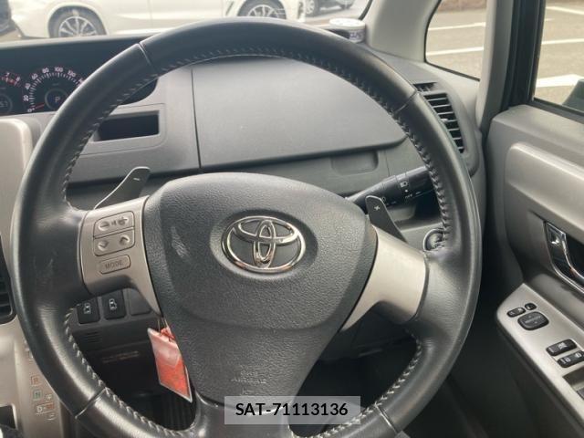 Toyota VOXY 2009-09 7510425-13