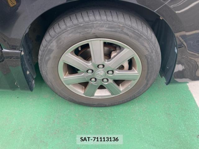 Toyota VOXY 2009-09 7510425-17