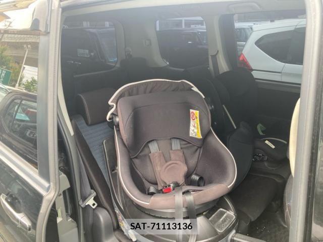 Toyota VOXY 2009-09 7510425-5