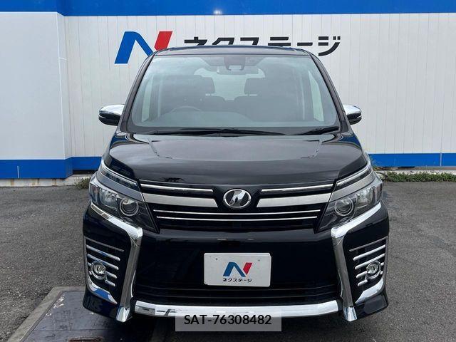 Toyota VOXY 2016-11 7503608-15