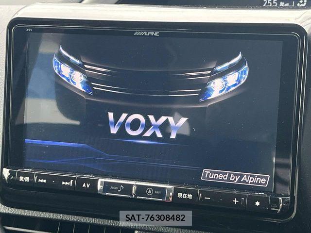 Toyota VOXY 2016-11 7503608-3