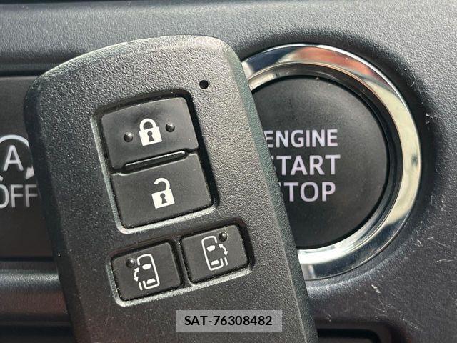 Toyota VOXY 2016-11 7503608-7