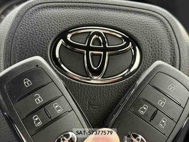 Toyota VOXY 2025-10 7503566-22