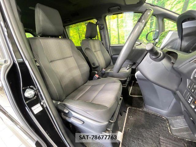 Toyota VOXY 2018-11 7503598-6