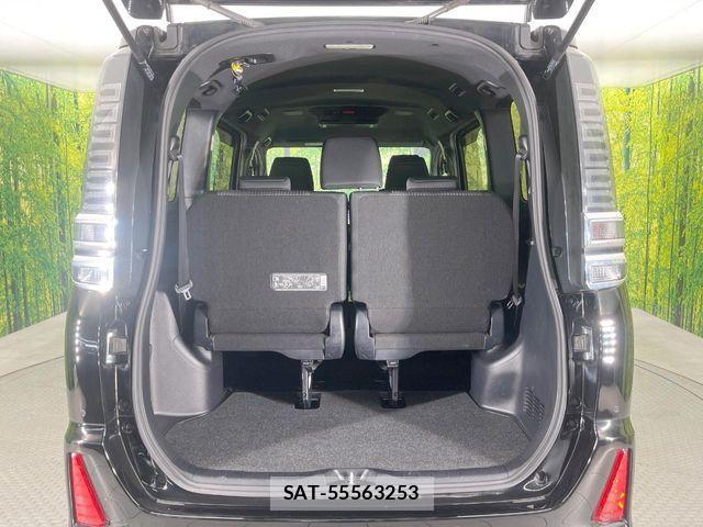 Toyota VOXY 2020-02 7503621-10
