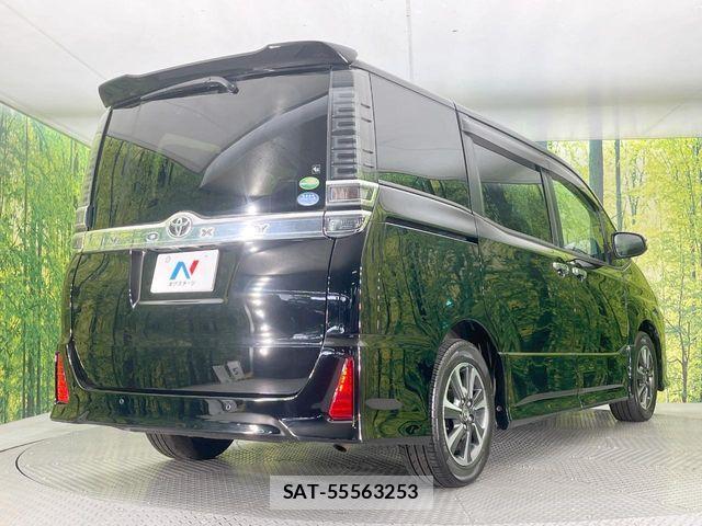 Toyota VOXY 2020-02 7503621-17