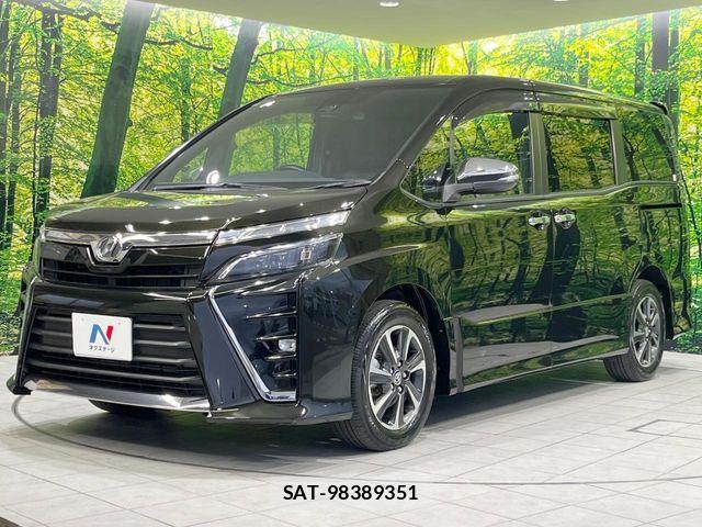 Toyota VOXY 2018-03 7503609-16