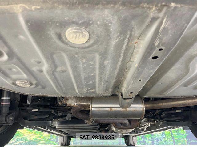 Toyota VOXY 2018-03 7503609-19