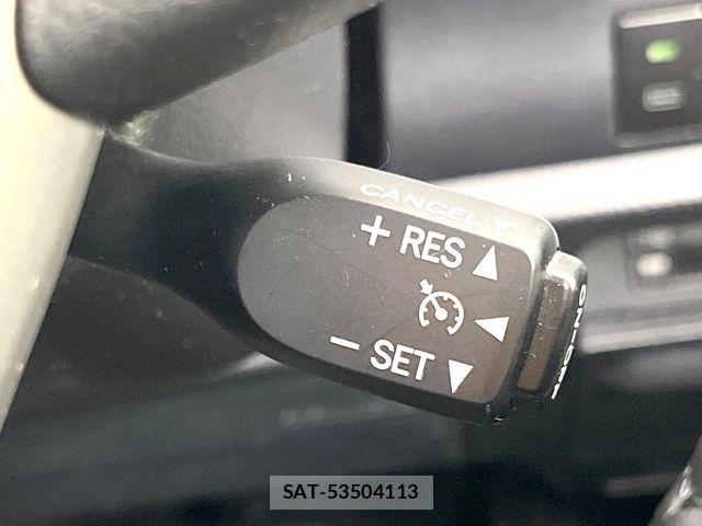 Toyota VOXY 2021-01 7503583-6