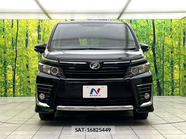 Toyota VOXY 2015-12 7503626-13