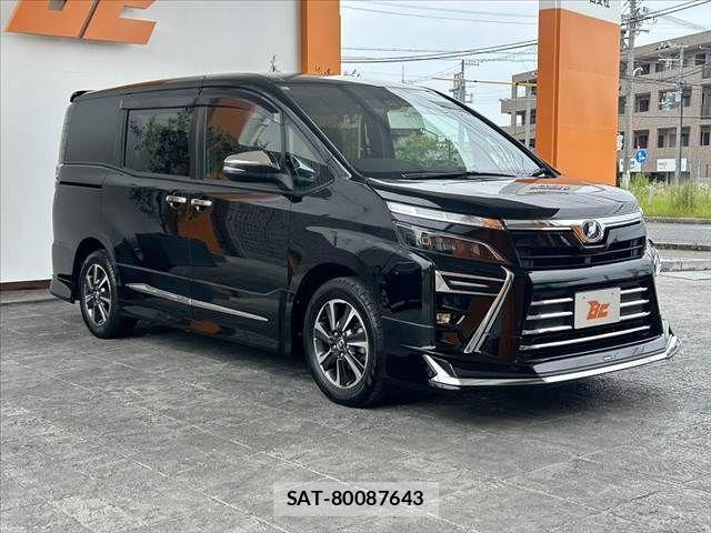 Toyota VOXY 2018-12 7503599-7