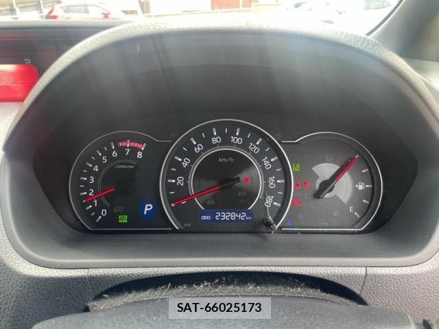 Toyota VOXY 2018-10 7510406-3
