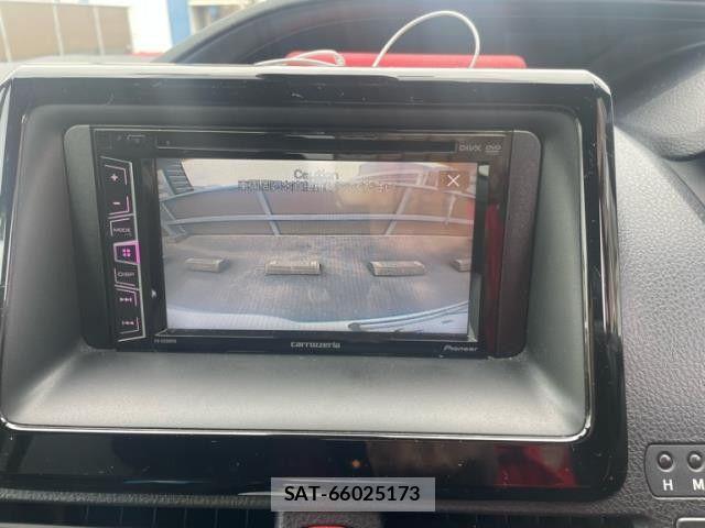 Toyota VOXY 2018-10 7510406-5