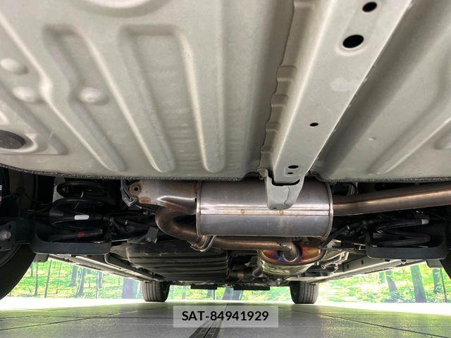 Toyota VOXY 2019-06 7503585-18