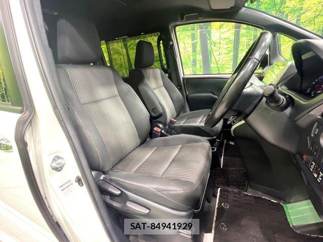 Toyota VOXY 2019-06 7503585-6