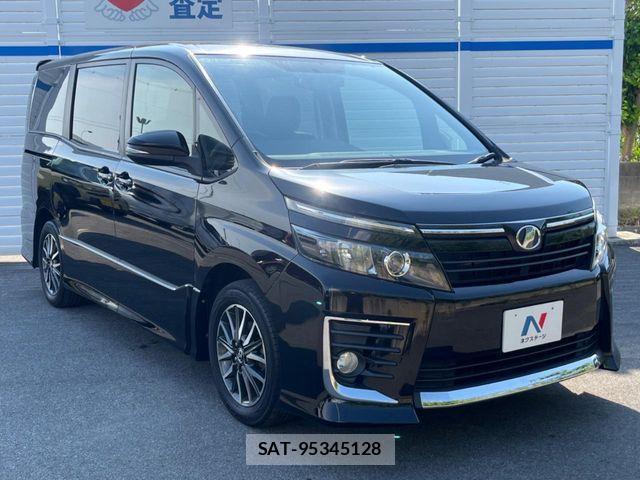 Toyota VOXY 2014-06 7503625-16