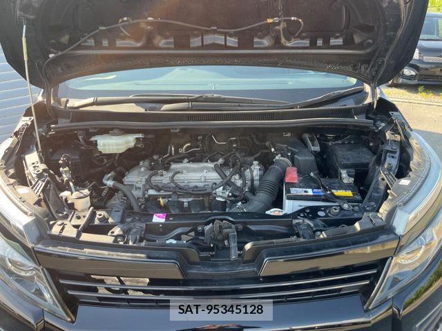 Toyota VOXY 2014-06 7503625-18